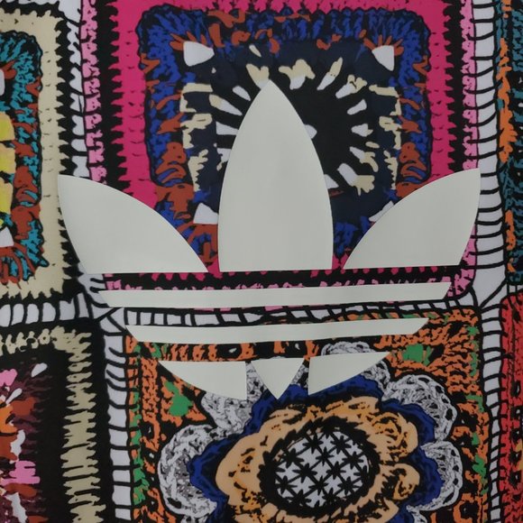 Farm Rio Adidas Crochita Superstar Jacket Special Edition AY6856 Size Small New - Picture 4 of 7